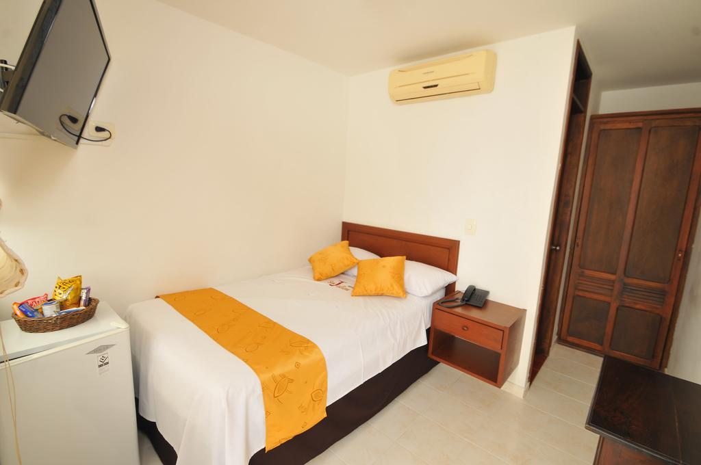 Hotel San Julian Buga Room photo