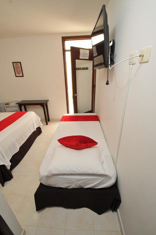 Hotel San Julian Buga Room photo