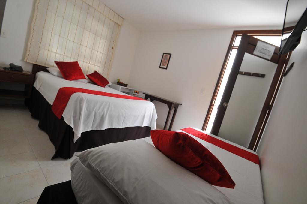 Hotel San Julian Buga Room photo