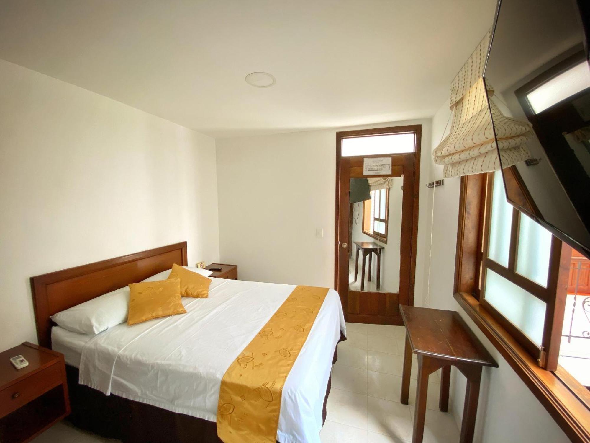 Hotel San Julian Buga Exterior photo